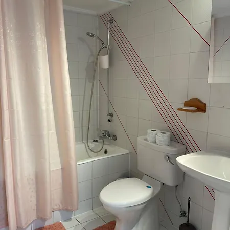 Limnaria Westpark 2 Bdrm 122 파포스