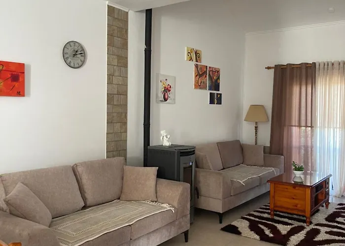 Limnaria Westpark 2 Bdrm 122 アパート